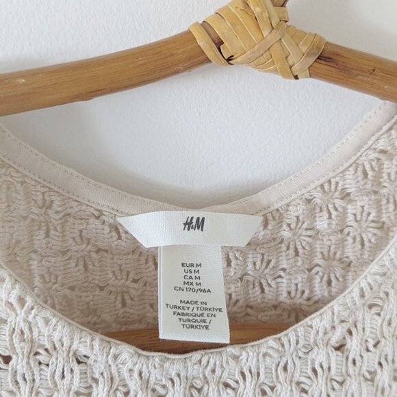 HM Crochet Dress / Beach Coverup - Picture 3 of 3